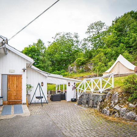 Lilland Brewery Hotel Tau Exteriör bild